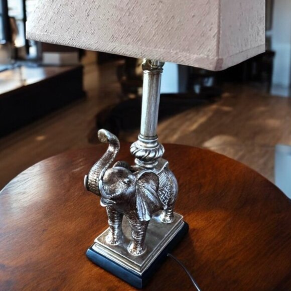 VINTAGE Elephant Table Lamp Gold Pewter Brushed tones square lampshade 25" high - Picture 2 of 12